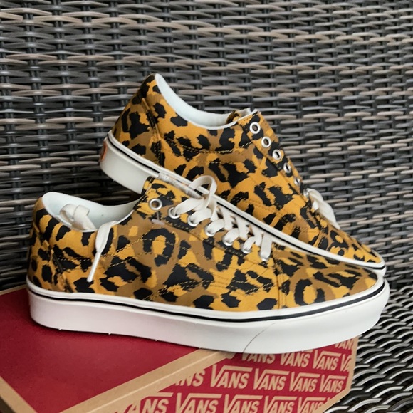 Vans Comfycush Old Sko Leopard MENS - Picture 7 of 16